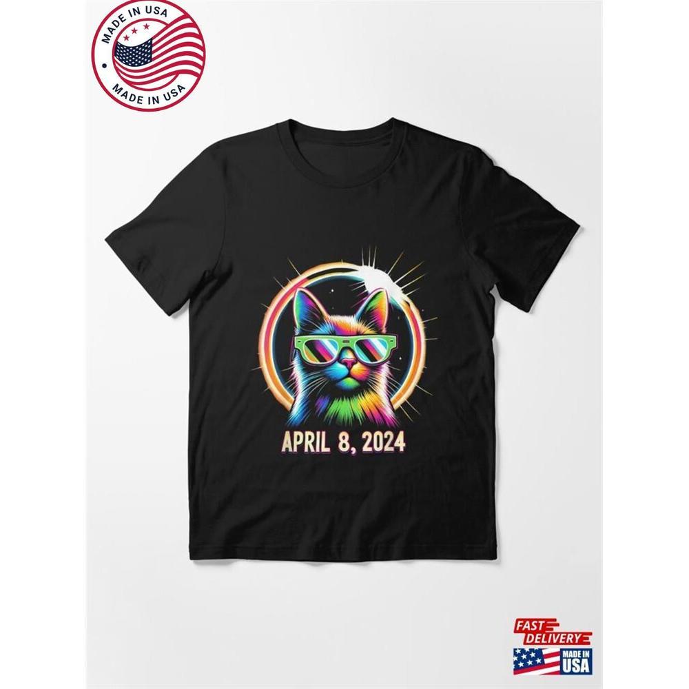 Solar Eclipse Essential T-Shirt Classic